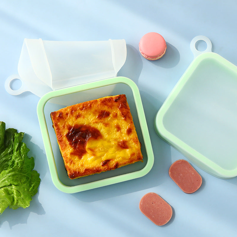 Portable silicone lunch box for sandwiches and everyday meals