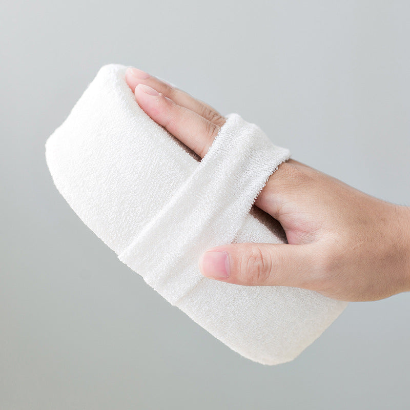 Natural loofah bath sponge