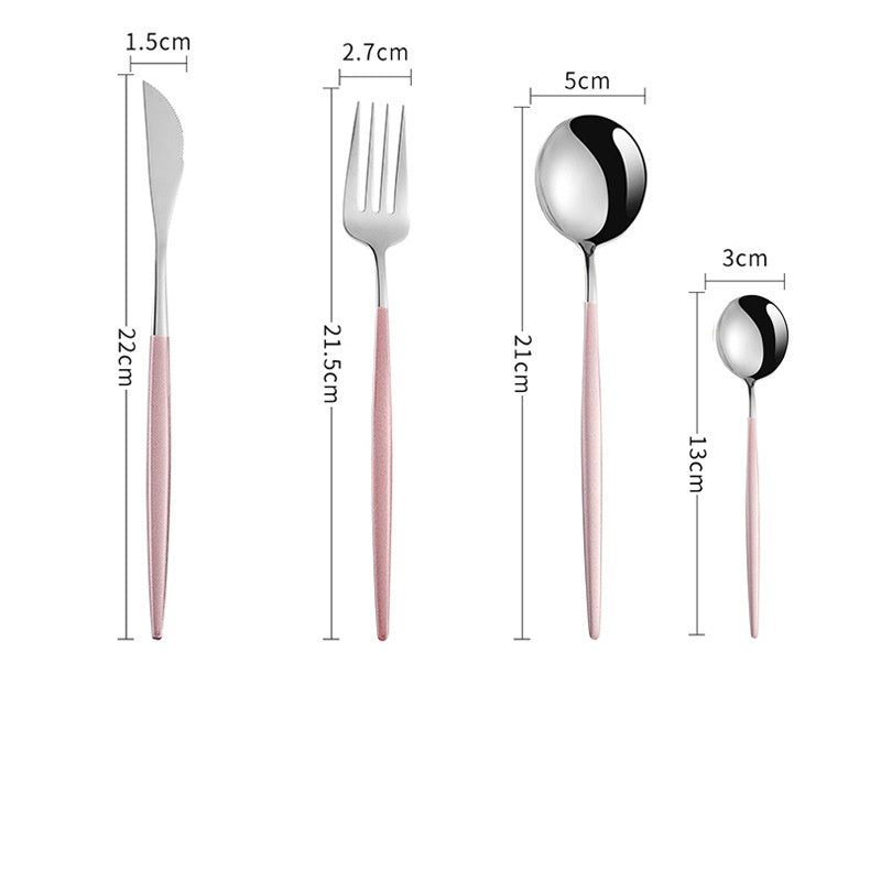 Stainless steel spoon set for everyday dining (set of 4)