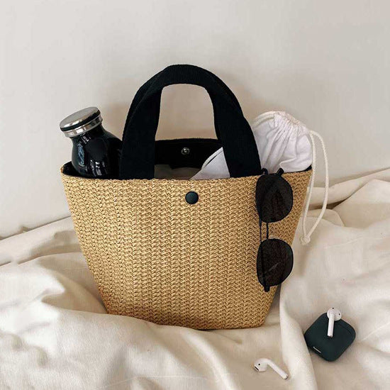 Casual rattan handbag for everyday carry