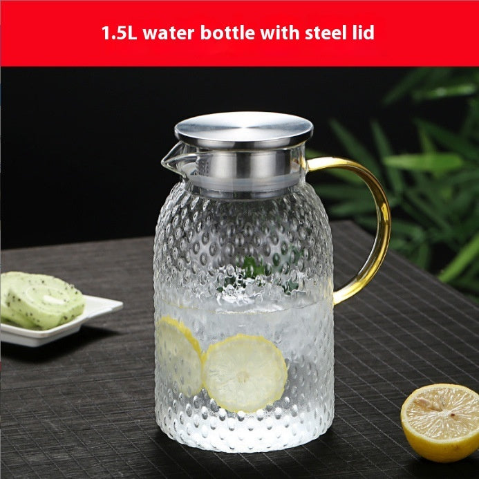Borosilicate glass water pitcher with bamboo and steel lid for everyday use