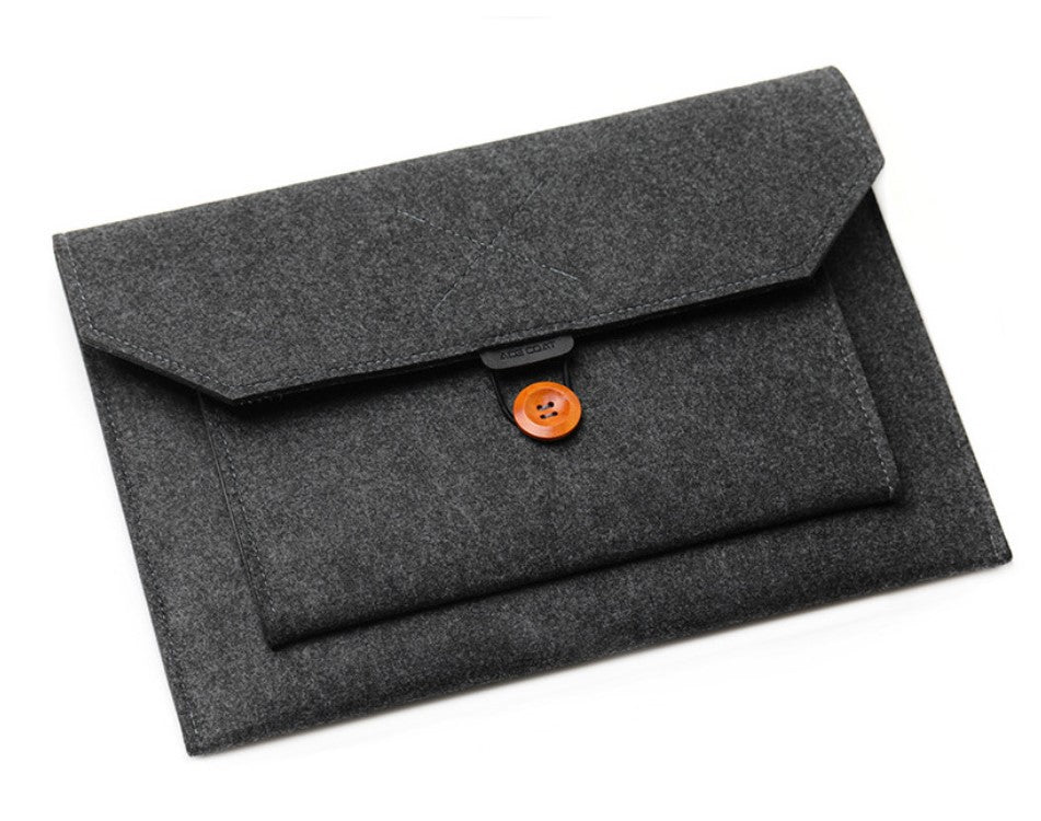 Felt laptop protective sleeve