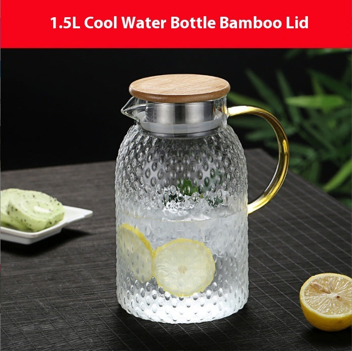 Borosilicate glass water pitcher with bamboo and steel lid for everyday use
