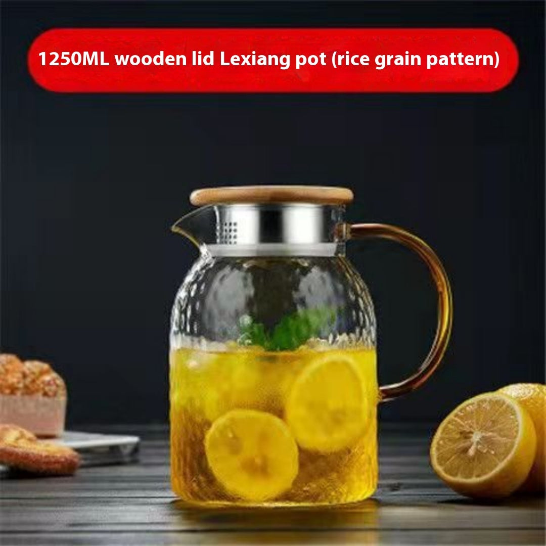 Borosilicate glass water pitcher with bamboo and steel lid for everyday use