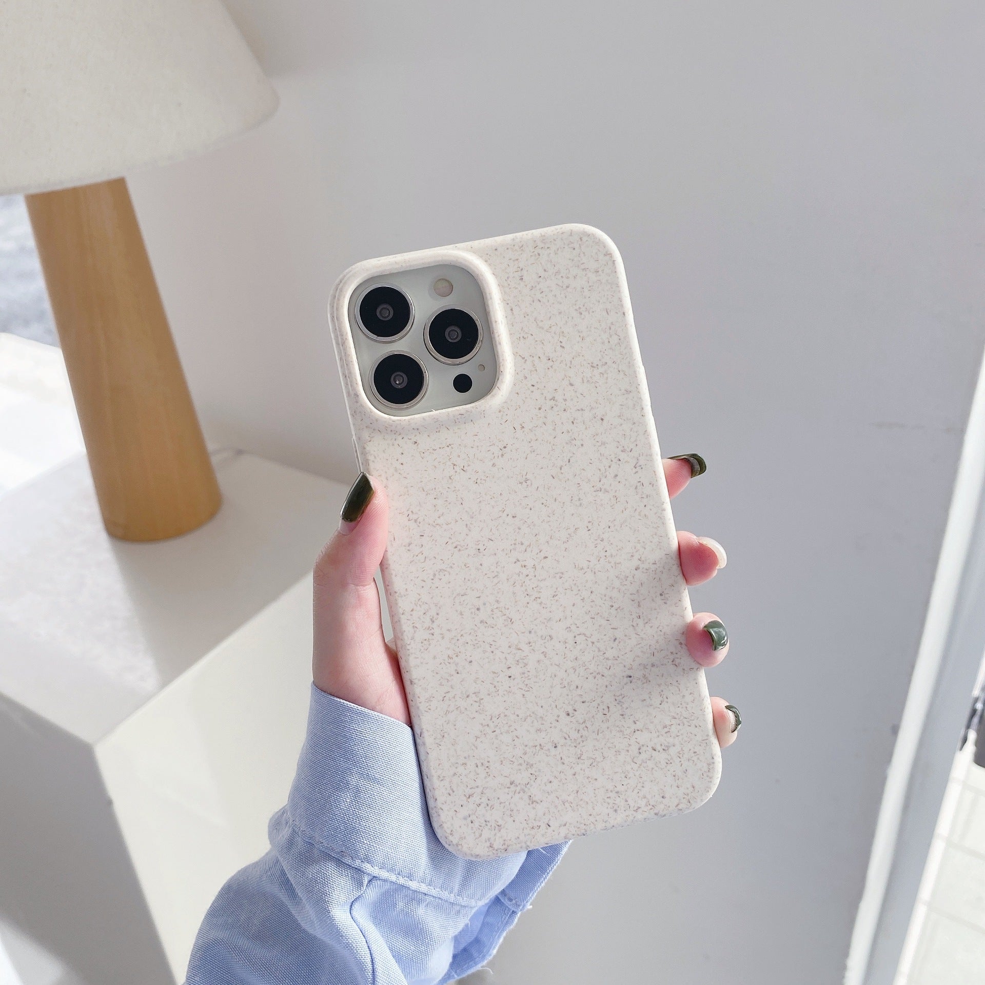 📱Eco-Shield - Biodegradable Phone Case for iPhones