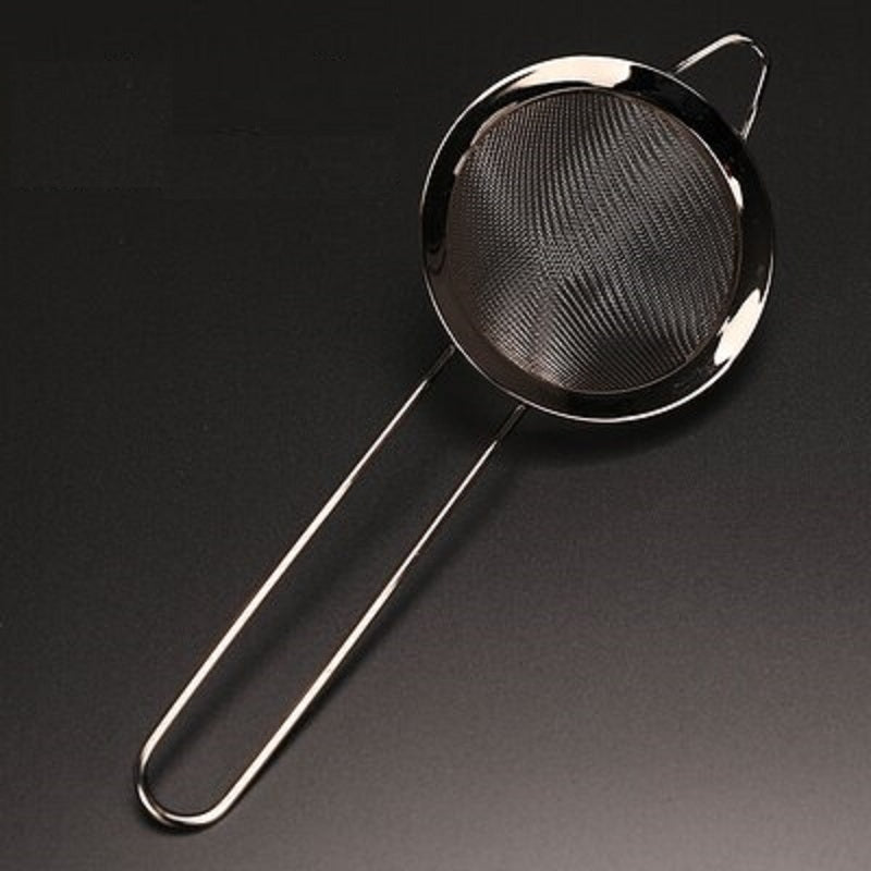 Stainless steel strainer spoon for everyday kitchen use